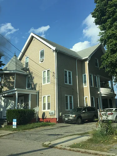 70 Lyon St #2 Photo 1