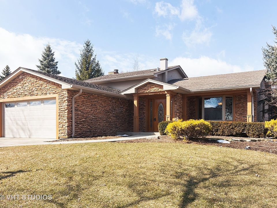 1st image of 3720 N Alder Dr
