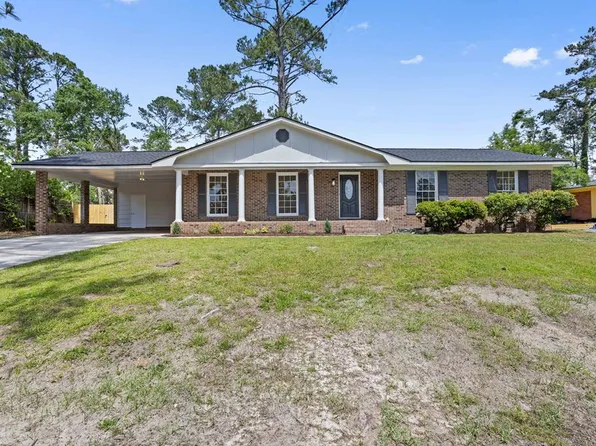 2415 Sterling Dr, Valdosta, GA 31602