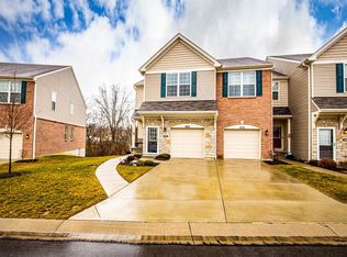 950 Misty Stream Dr, Cincinnati, OH 45231