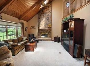 1020 Sheringham Dr, Naperville, IL
