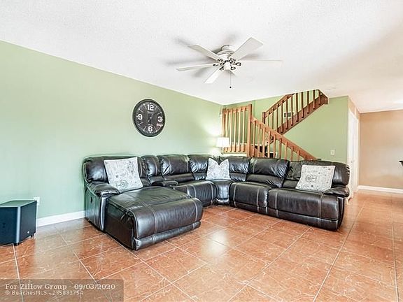 3rd image of 6000 NW 54th Ln