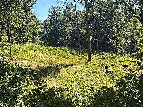 5th image of 4199 Three Mile Rd NE