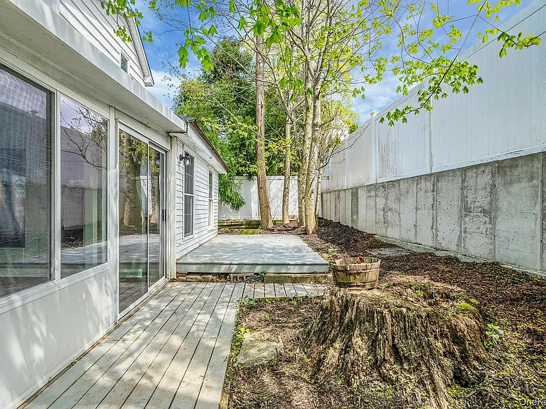 93 Maple Rd — Photo 7