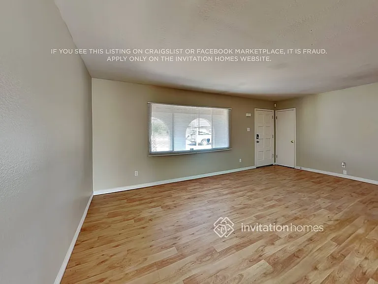 3265 W Country Gables Dr — Photo 3