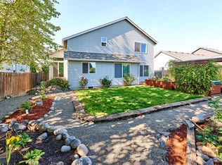 866 Meadowlawn Pl, Molalla, OR