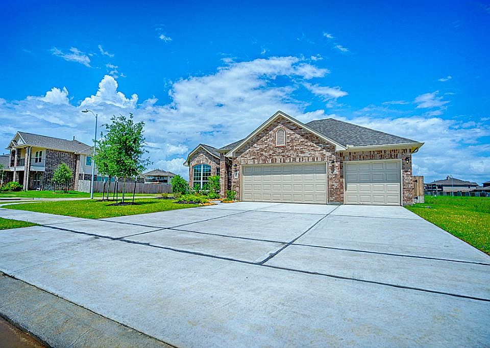 1st image of 16310 Tyler Reach Dr