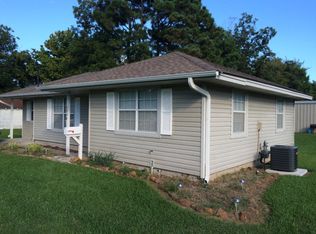 6846 Terrell St, Groves, TX 77619