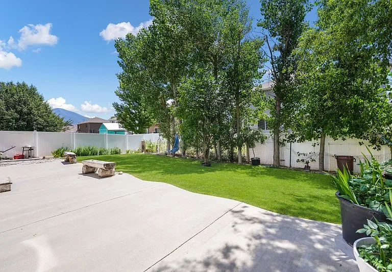1153 W 400 S — Photo 7