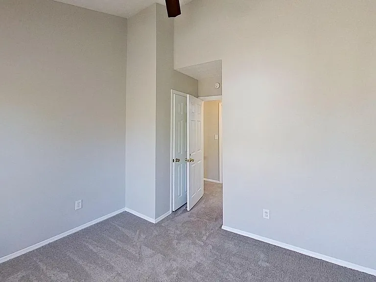 1225 Huntington Place Cir — Photo 20