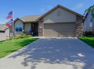 1311 N Larchmont Dr, Council Bluffs, IA 51503