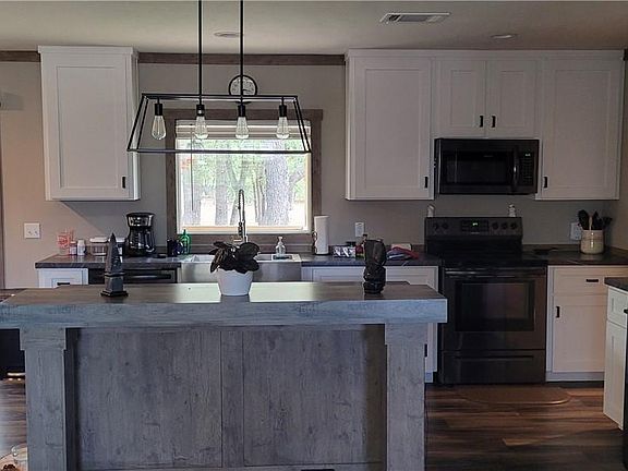 5th image of 194 Oak Valley Dr