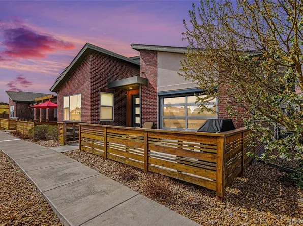 19596 E Sunset Circle, Aurora, CO 80015