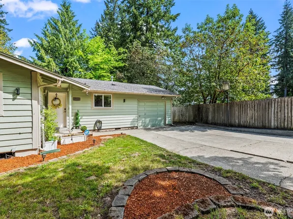 2541 Red Spruce Drive SE, Port Orchard, WA 98366