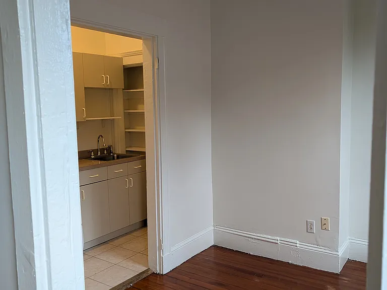 509 Columbus Ave #5 — Photo 12