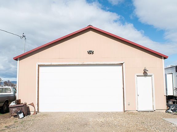 2nd image of 1056 Haas Rd