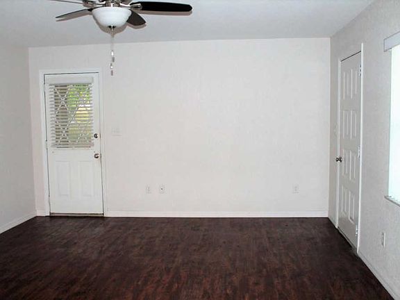 3rd image of 10831 SE 55th Ct