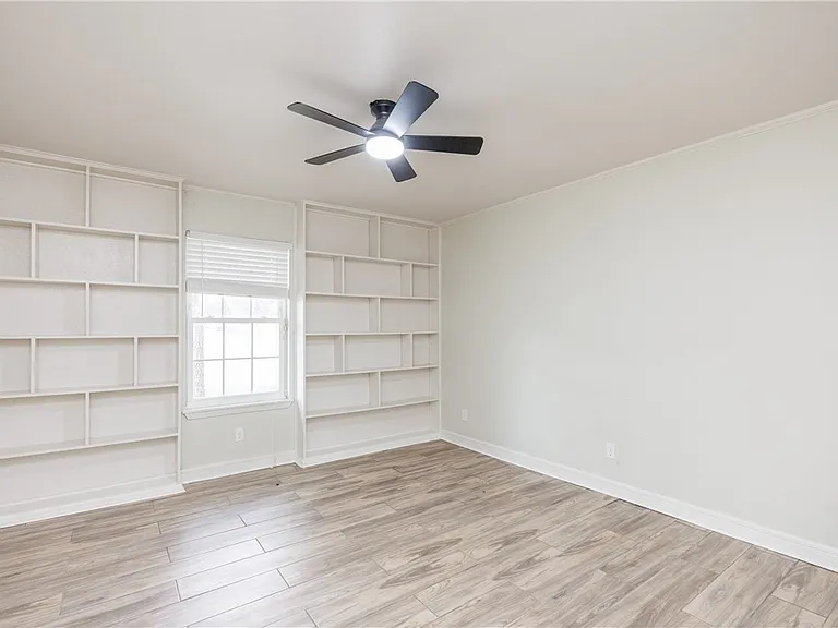 6702 Sahara Dr — Photo 30