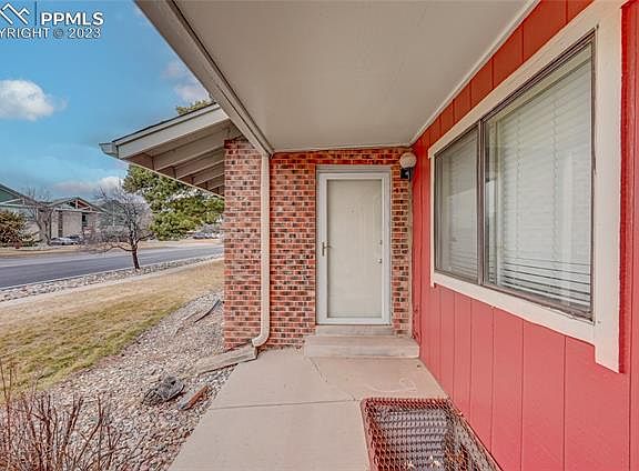 5th image of 376 W Rockrimmon Blvd APT A