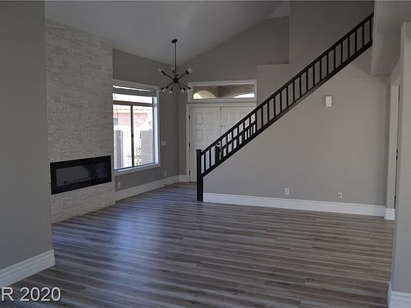 2nd image of 1830 Vista Del Oso Way