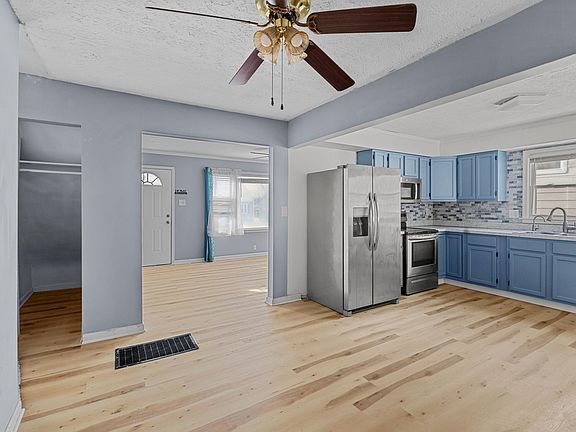 5th image of 169 Northwood Dr