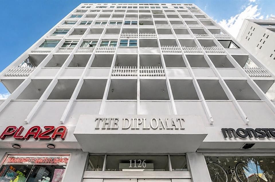 1st image of 1126 Ashford #27