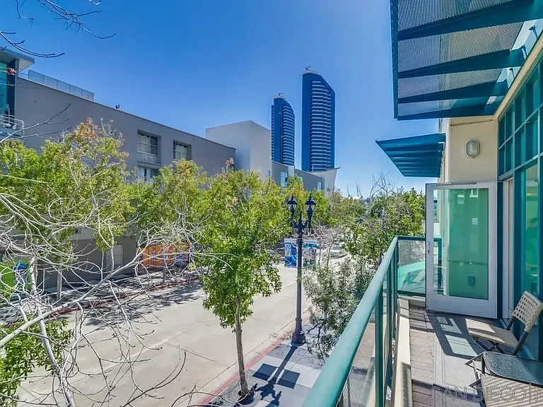 555 Front St #205 — Photo 31