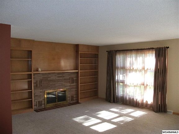 4th image of 509 E College Dr