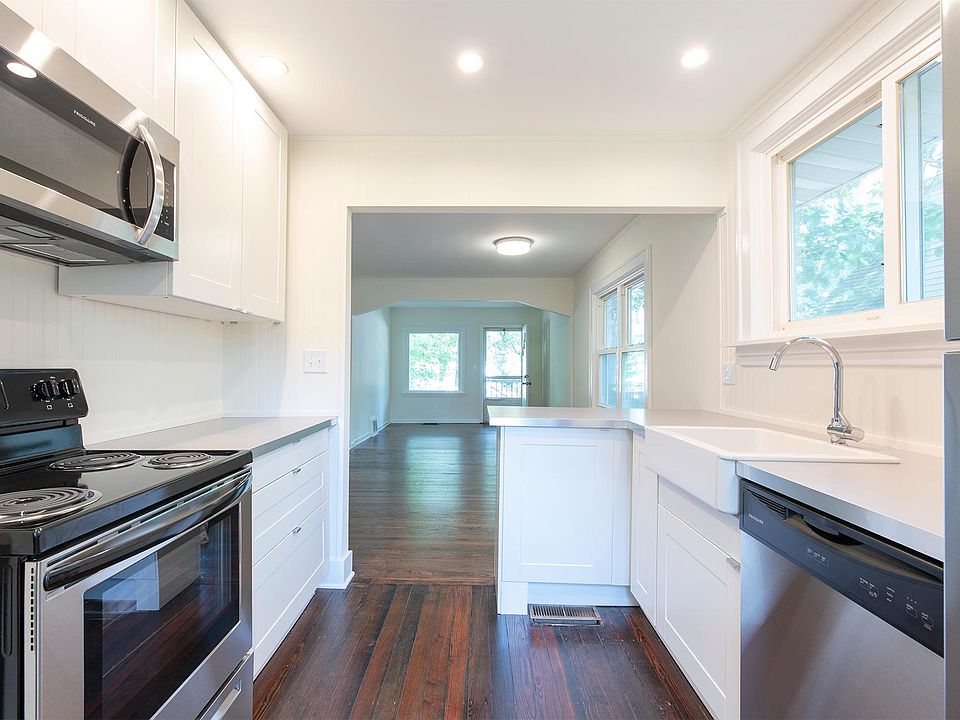 1st image of 1138 Birk Ave