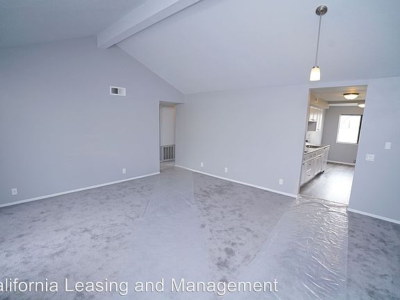 2nd image of 13825 Beaver St Unit 33