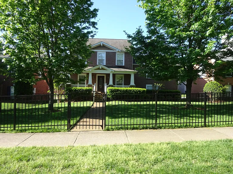 1713 Liberty Pike — Photo 1