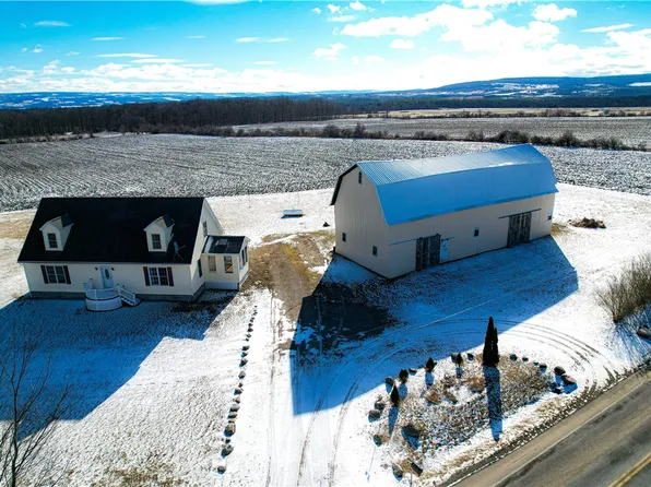 7501 Dutch Street Rd, Mount Morris, NY 14510