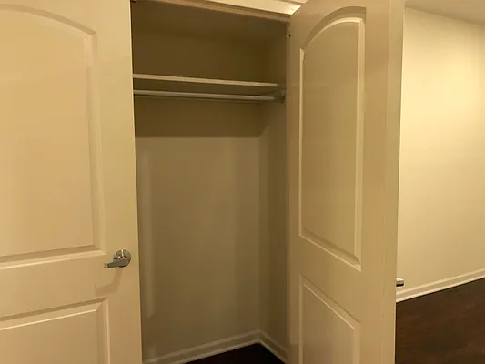 Rented by Astoria Realty | media 17