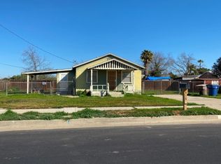 618 W Sonora Ave, Tulare, CA 93274
