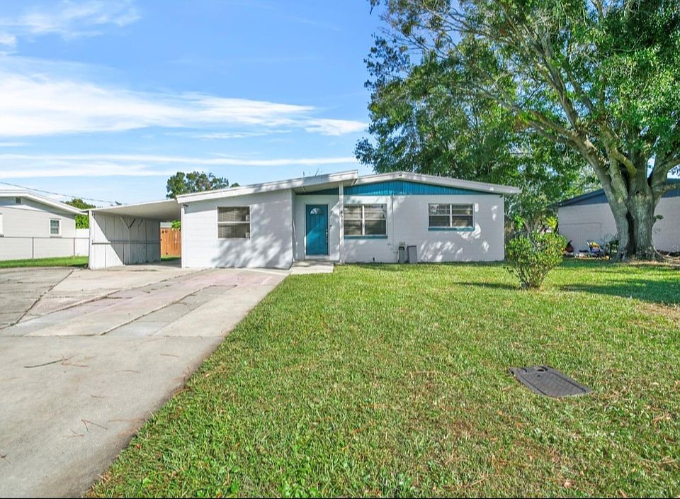 1st image of 405 Poinciana Cir #1