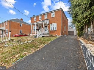 8362 Oakleigh Rd, Parkville, MD 21234