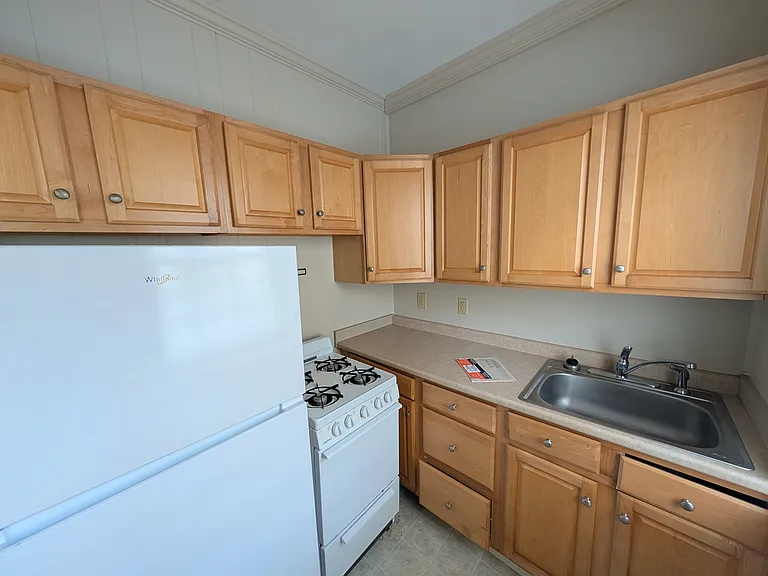 92 Beaufain St #1 — Photo 6