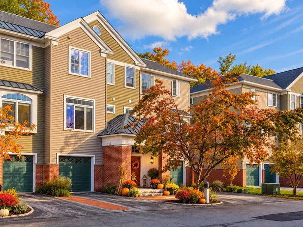 98 Riverwalk Way #8E, Manchester, NH 03101