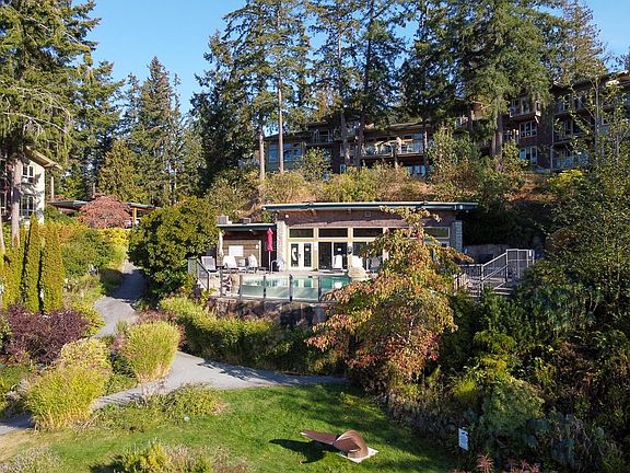 2nd image of 12849 Lagoon Rd #2A