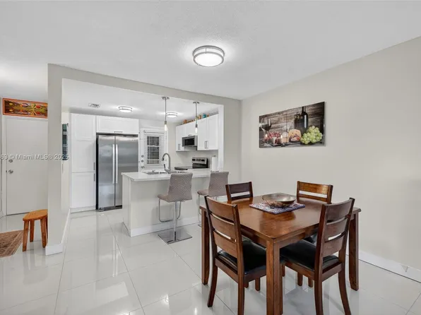 16801 NE 13th Ave APT 112, Miami, FL 33162