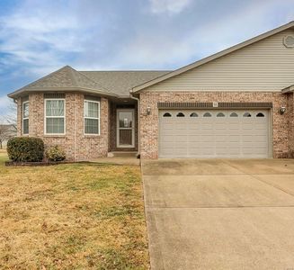 66 Brooks Dr, Bethalto, IL, 62010