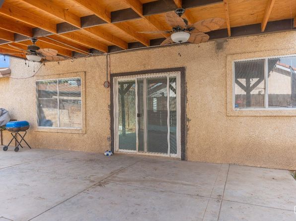 4402 Valpariso Way, Bakersfield, CA 93307