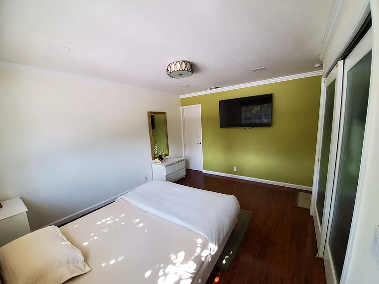 1421 Four Oaks Rd — Photo 26