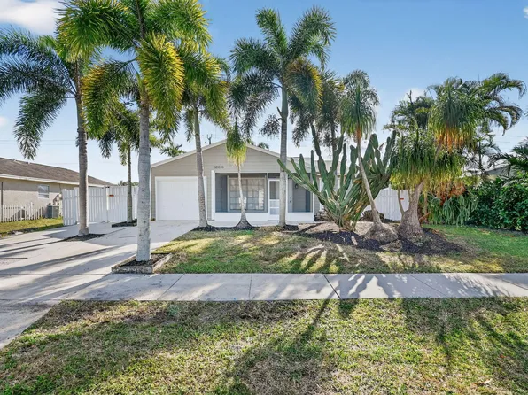 10698 Misty Lane, Royal Palm Beach, FL 33411