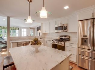 19 Warner Rd, Ipswich, MA 01938