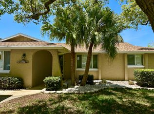 13729 Cox Ave, Hudson, FL 34667