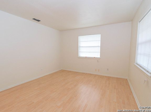 3rd image of 10819 Baltic St APT 4