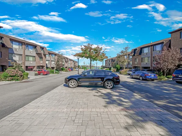 154-05 Riverside Drive image 21 of 21