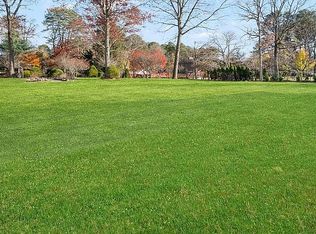 1089 Westminster Ave, Dix Hills, NY 11746