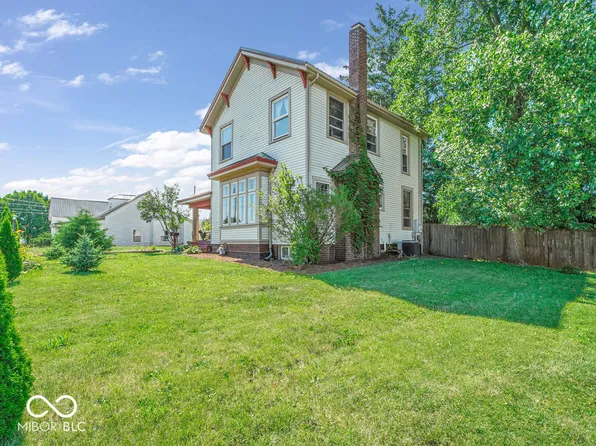 421 E Market St, Crawfordsville, IN 47933